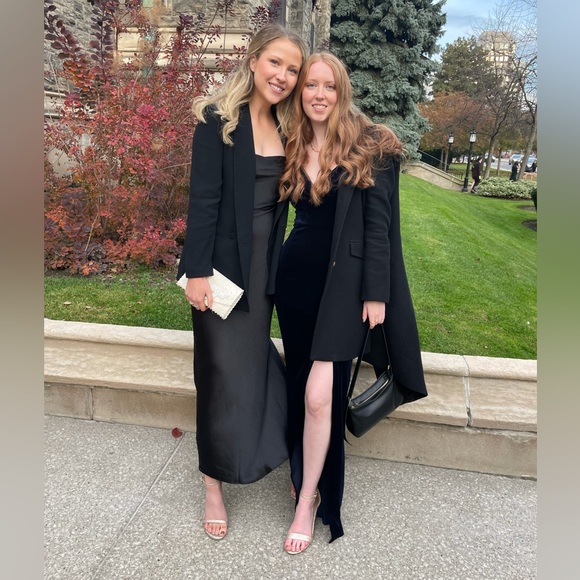 Meshki Sydney Black Satin Formal Dress XS - Picture 5 of 5